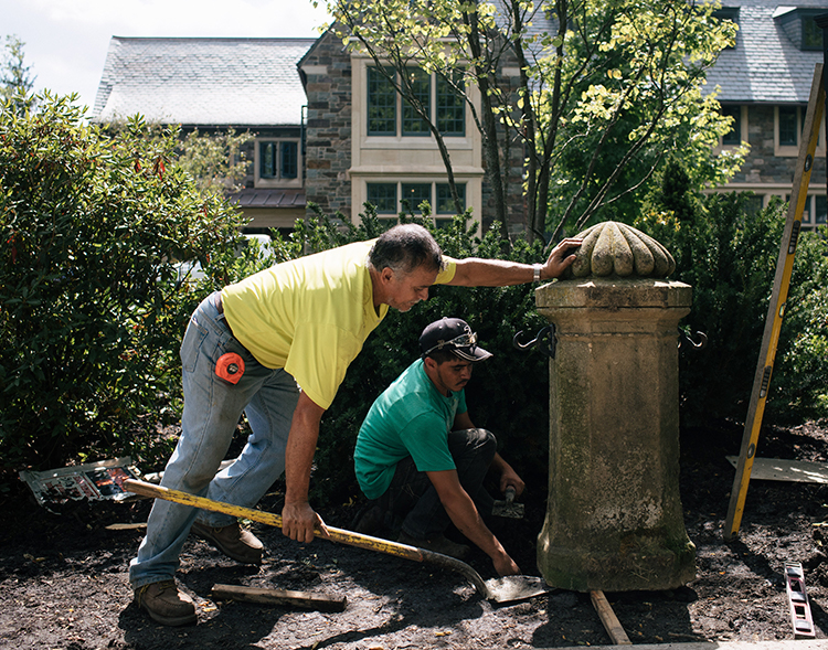 Liederbach & Graham: An American House Grounds Construction