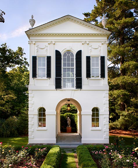 Liederbach & Graham: A Derby Summer House