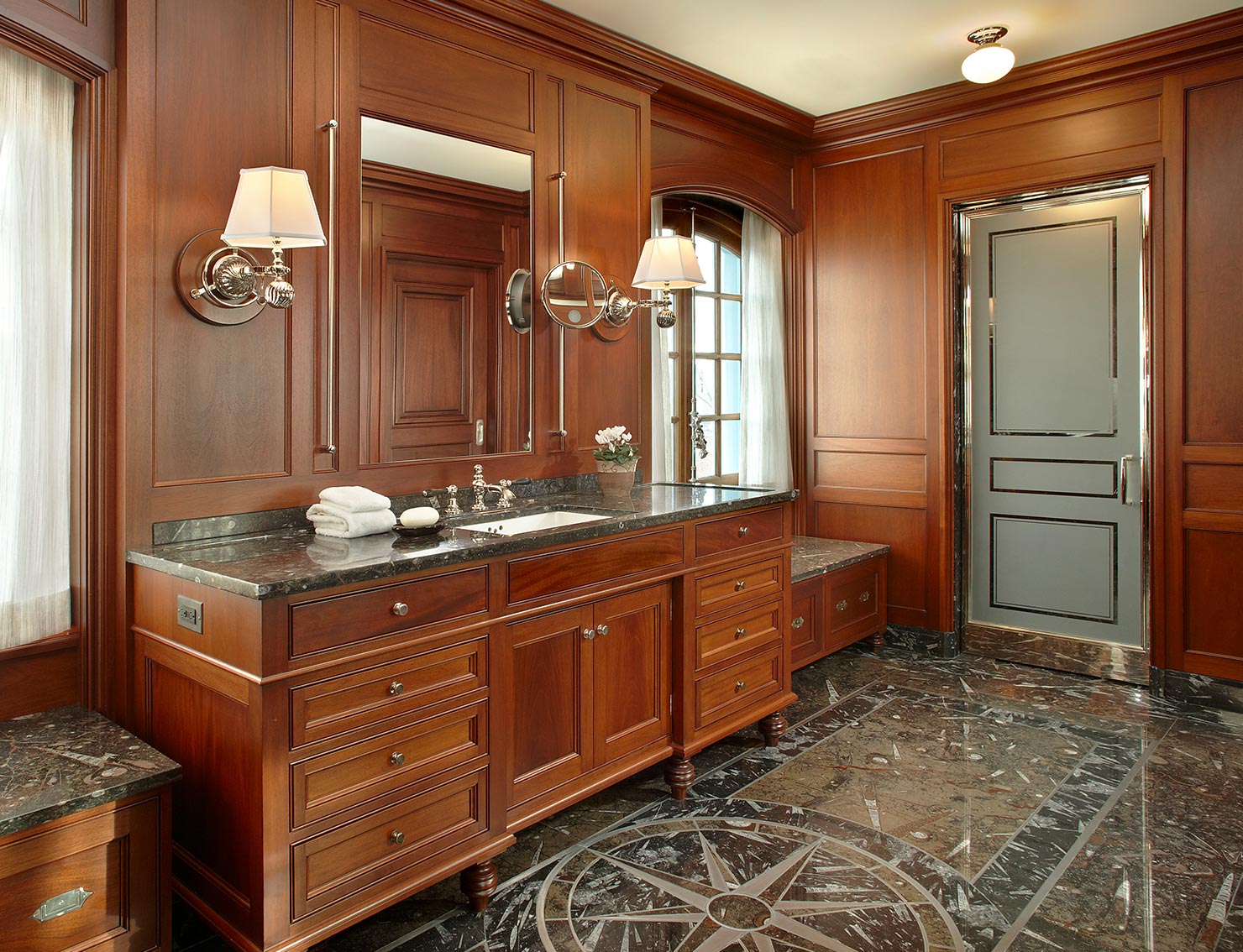 Liederbach & Graham: An Enduring Home in the City Bathroom